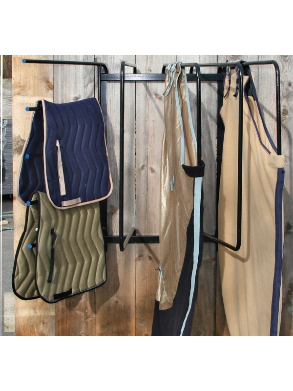 SUPPORT POUR 4 COUVERTURES ET 5 TAPIS DE SELLE KERBL